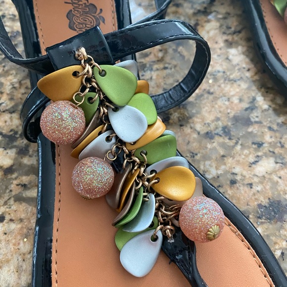 Apple bottoms flat sandals - Picture 3 of 3